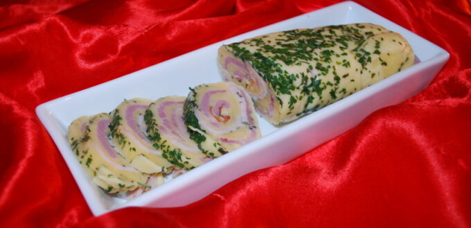 Rolada z sera żółtego i szynki