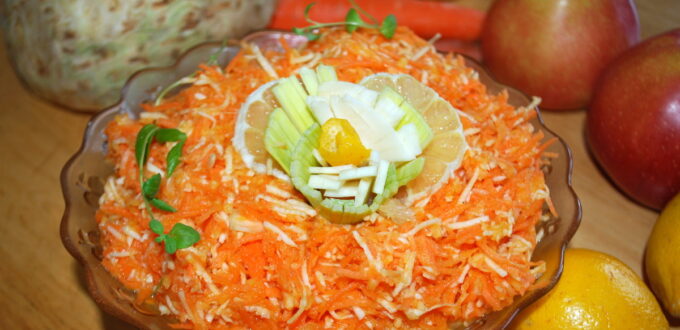 Surówka z selera i marchwi