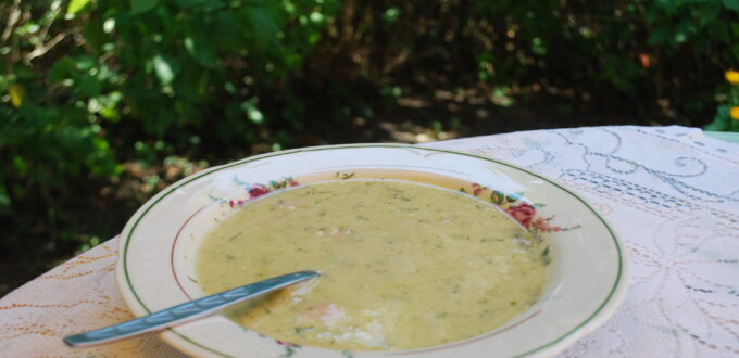 Zupa krem ze świeżych ogórków