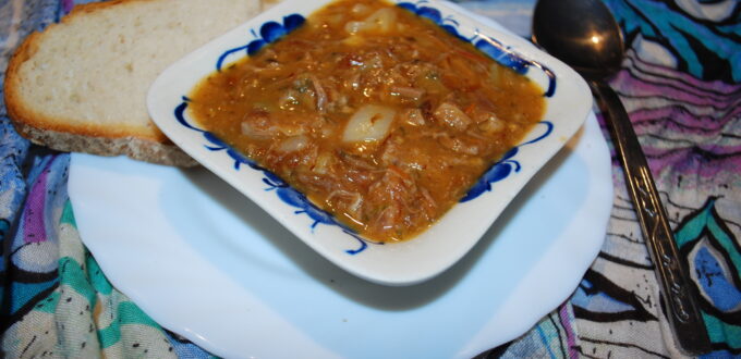 Tani gulasz wieprzowy