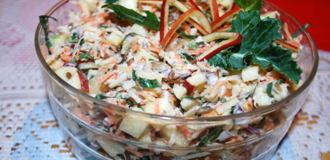 Surówka z kalarepki