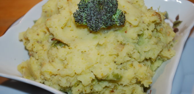 Ziemniaki puree z brokułem